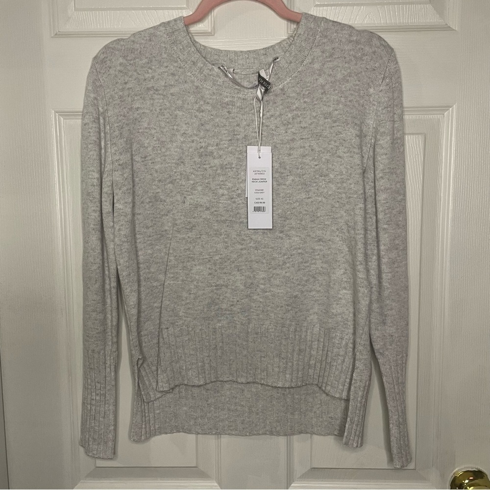🎁Grey Emma crew neck jumper